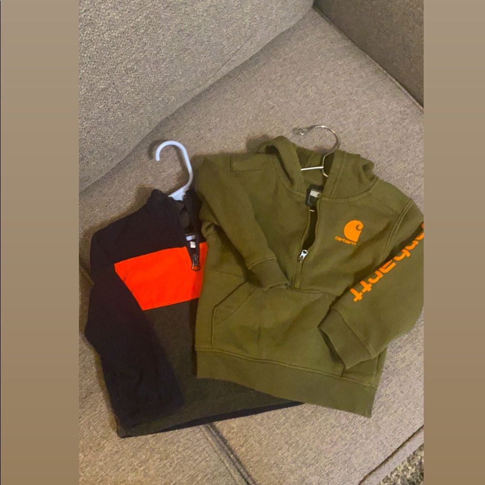 Carhartt sweater bundle